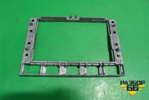 Рамка магнитолы (7L6857318) для Volkswagen Touareg c 2002-2010г