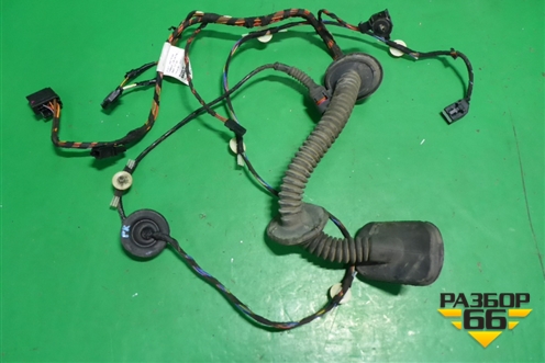 Проводка двери передней правой (7L6971120) для Volkswagen Touareg c 2002-2010г