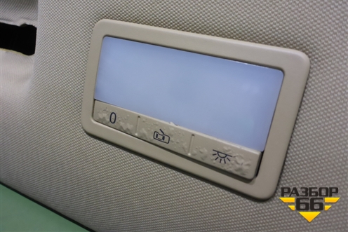 Обшивка потолка (под люк) (7L685606) для Volkswagen Touareg c 2002-2010г