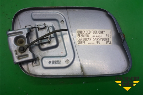 Лючок бензобака (7L6809905B) для Volkswagen Touareg c 2002-2010г