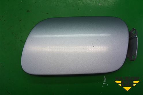 Лючок бензобака (7L6809905B) для Volkswagen Touareg c 2002-2010г