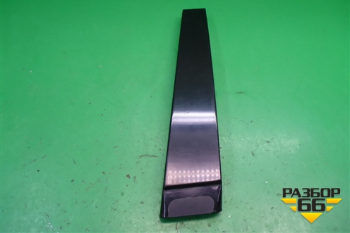 Накладка стойки (центральной левая) (7L6853317D) для Volkswagen Touareg c 2002-2010г