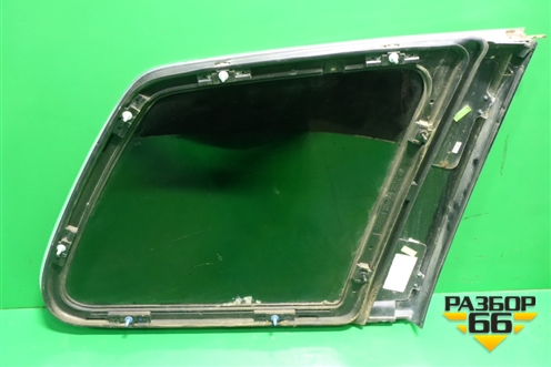 Стекло глухое левое (7L6845297) для Volkswagen Touareg c 2002-2010г