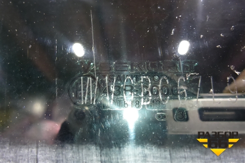 Стекло двери задней правой для Volkswagen Touareg c 2002-2010г