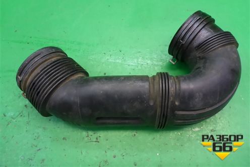 Патрубок воздушного фильтра (7L0129684A) для Volkswagen Touareg c 2002-2010г