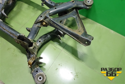 Балка задняя (7L0500041) для Volkswagen Touareg c 2002-2010г