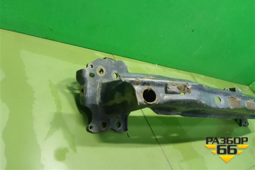 Усилитель переднего бампера (7L0807109) для Volkswagen Touareg c 2002-2010г