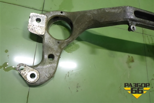 Балка передняя поперечная (крепления опор двигателя) (7L0199207) для Volkswagen Touareg c 2002-2010г