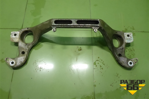 Балка передняя поперечная (крепления опор двигателя) (7L0199207) для Volkswagen Touareg c 2002-2010г