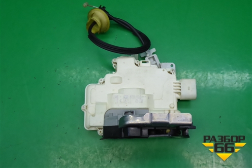 Замок двери задней правой (4G0839016) для Volkswagen Touareg с 2010-2018г