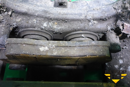 Суппорт задний левый (4х поршневой) (7L6615425) для Volkswagen Touareg c 2002-2010г