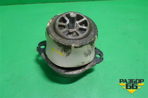 Опора двигателя (7L6199131A) для Volkswagen Touareg c 2002-2010г