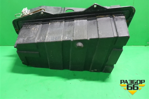 Ящик под аккумулятор (7L0801283D) для Volkswagen Touareg c 2002-2010г