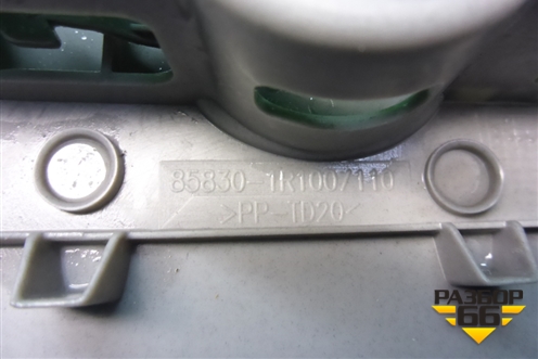 Обшивка стойки центральная верхняя левая (858301R100) для Hyundai Solaris с 2010-2016г