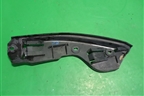 Кронштейн заднего бампера правый (7L6807394B) для Volkswagen Touareg c 2002-2010г