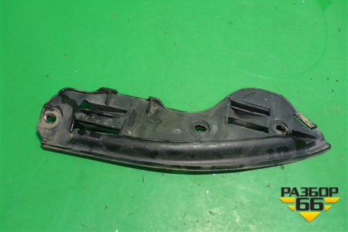 Кронштейн заднего бампера правый (7L6807394B) для Volkswagen Touareg c 2002-2010г
