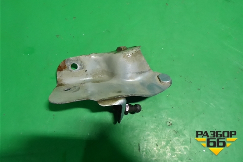 Кронштейн амортизатора капота (правый) (7L6805888) для Volkswagen Touareg c 2002-2010г