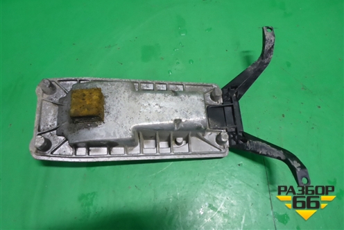 Кронштейн кулисы КПП (АКПП) (7L6713095B) для Volkswagen Touareg c 2002-2010г