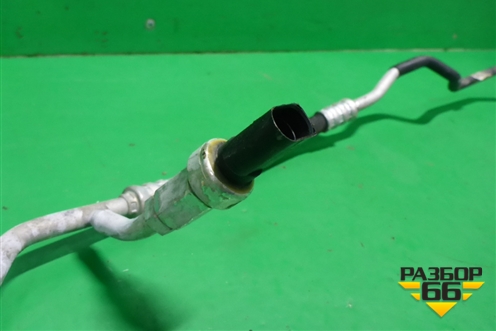Трубка кондиционера (7L0820741D) для Volkswagen Touareg c 2002-2010г