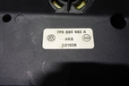 Замок спинки заднего сиденья (правого) (7P6885682A) для Volkswagen Touareg с 2010-2018г