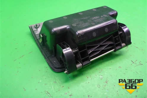 Бардачок (7P6857922) для Volkswagen Touareg с 2010-2018г