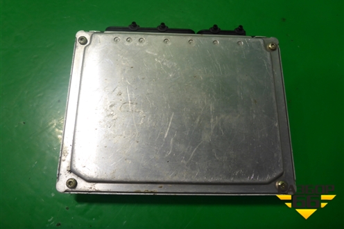 Блок управления двигателем (1.8л) (8D0907558B) для Audi A4 (B5) с 1994-2001г