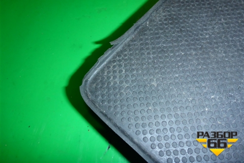Коврик (на консоль) (7P6862084) для Volkswagen Touareg с 2010-2018г