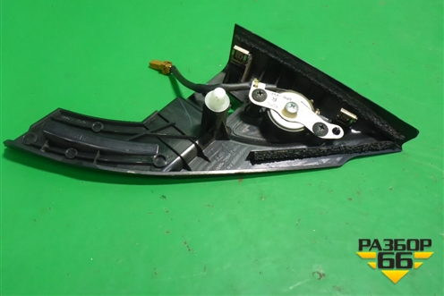 Накладка двери передней правой уголок (802929Y000) для Nissan Teana (J31) с 2003-2008г
