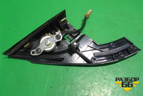 Накладка двери передней левой уголок (802939Y000) для Nissan Teana (J31) с 2003-2008г