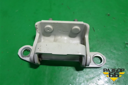 Петля двери задней правой верхняя для Nissan Teana (J31) с 2003-2008г