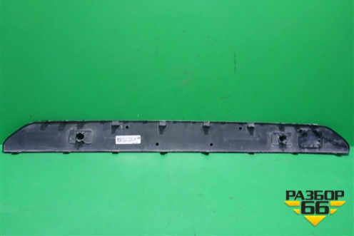 Накладка переднего бампера (51118090085) для BMW X7 G07 с 2018г