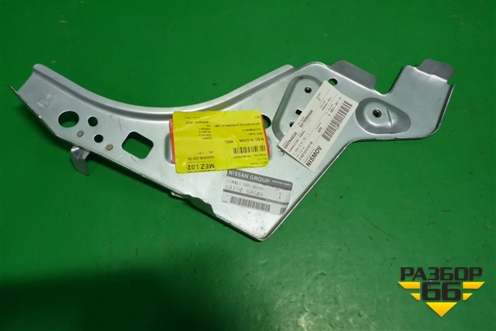 Кронштейн передней панели (правый новый) (64190BA60A) для Nissan Juke (F15) с 2011г