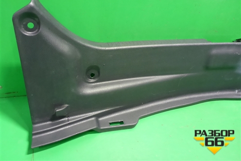 Обшивка багажника на заднюю панель (5838733140) для Toyota Camry V70 с 2017г