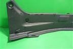 Обшивка багажника на заднюю панель (5838733140) для Toyota Camry V70 с 2017г