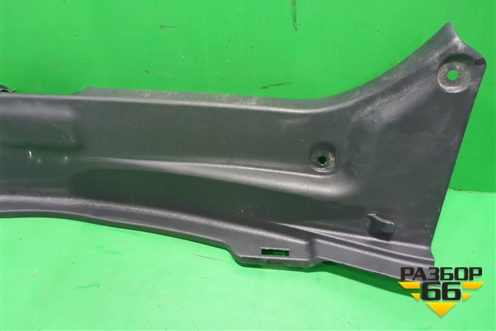 Обшивка багажника на заднюю панель (5838733140) для Toyota Camry V70 с 2017г