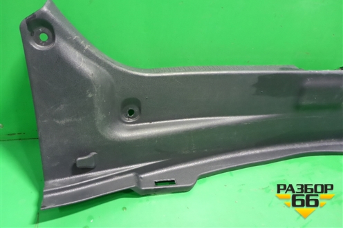 Обшивка багажника на заднюю панель (5838733140) для Toyota Camry V70 с 2017г