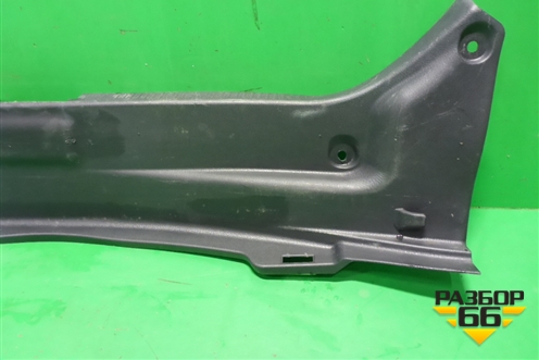 Обшивка багажника на заднюю панель (5838733140) для Toyota Camry V70 с 2017г