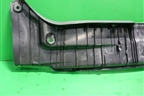 Обшивка багажника на заднюю панель (5838733140) для Toyota Camry V70 с 2017г