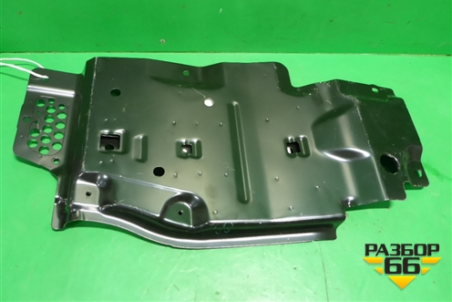 Защита картера двигателя (правая новая) (5140860050) для Toyota Land Cruiser (200) с 2008г