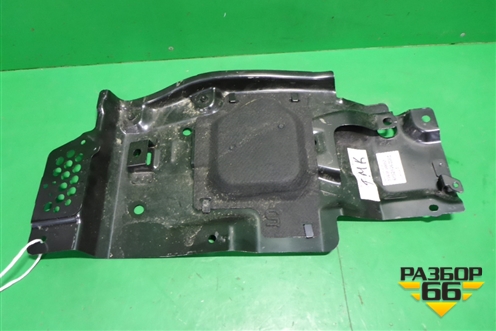 Защита картера двигателя (правая новая) (5140860050) для Toyota Land Cruiser (200) с 2008г