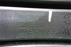 Решетка в передний бампер центральная (6N5853677) для Volkswagen Polo с 2020г