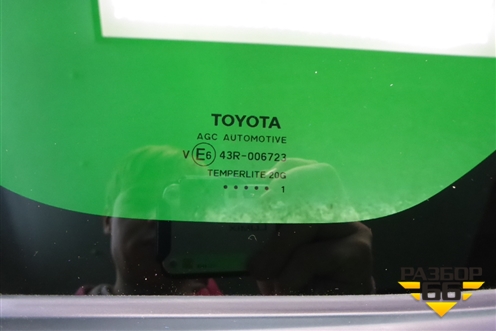 Стекло глухое левое (новое) (627200R120) для Toyota Rav-4 с 2018г
