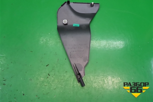 Накладка внутренняя консоли правая (7583179J0) для Suzuki SX4 с 2006-2013г