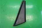 Накладка двери передней правой уголок (8475079J00) для Suzuki SX4 с 2006-2013г