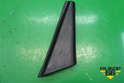 Накладка двери передней правой уголок (8475079J00) для Suzuki SX4 с 2006-2013г