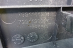 Держатель задней полки правый (799116621R) для Renault Duster I с 2010-2021г