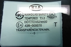 Стекло двери задней левой форточка для Kia Carens с 2006-2012г