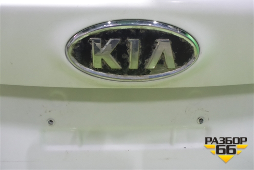 Дверь багажника со стеклом для Kia Carens с 2006-2012г