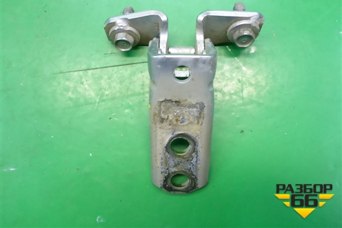 Петля двери передней правой нижняя для Mitsubishi Outlander с 2002-2009г