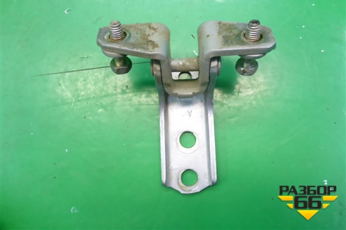 Петля двери задней правой нижняя для Mitsubishi Outlander с 2002-2009г
